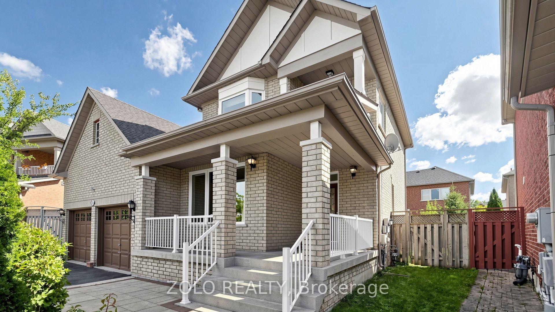 Photo 5 of 19 Waldron Crescent, Richmond Hill, Oak Ridges — HOMEH