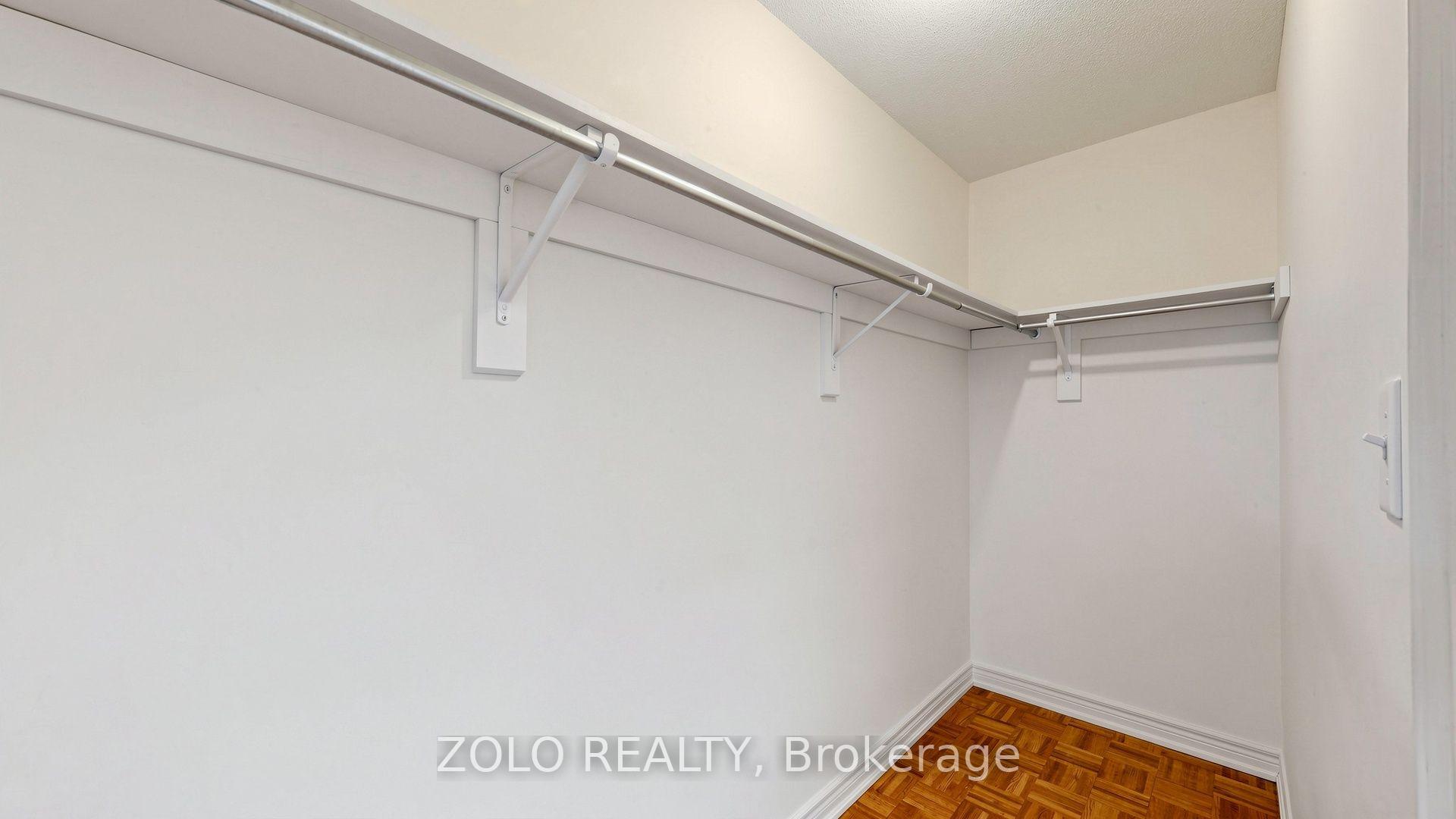 Photo 24 of 19 Waldron Crescent, Richmond Hill, Oak Ridges — HOMEH