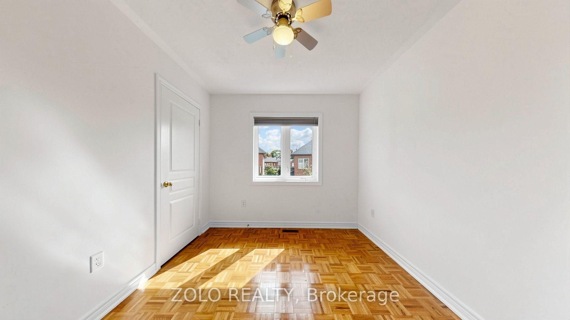 Photo 31 of 19 Waldron Crescent, Richmond Hill, Oak Ridges — HOMEH