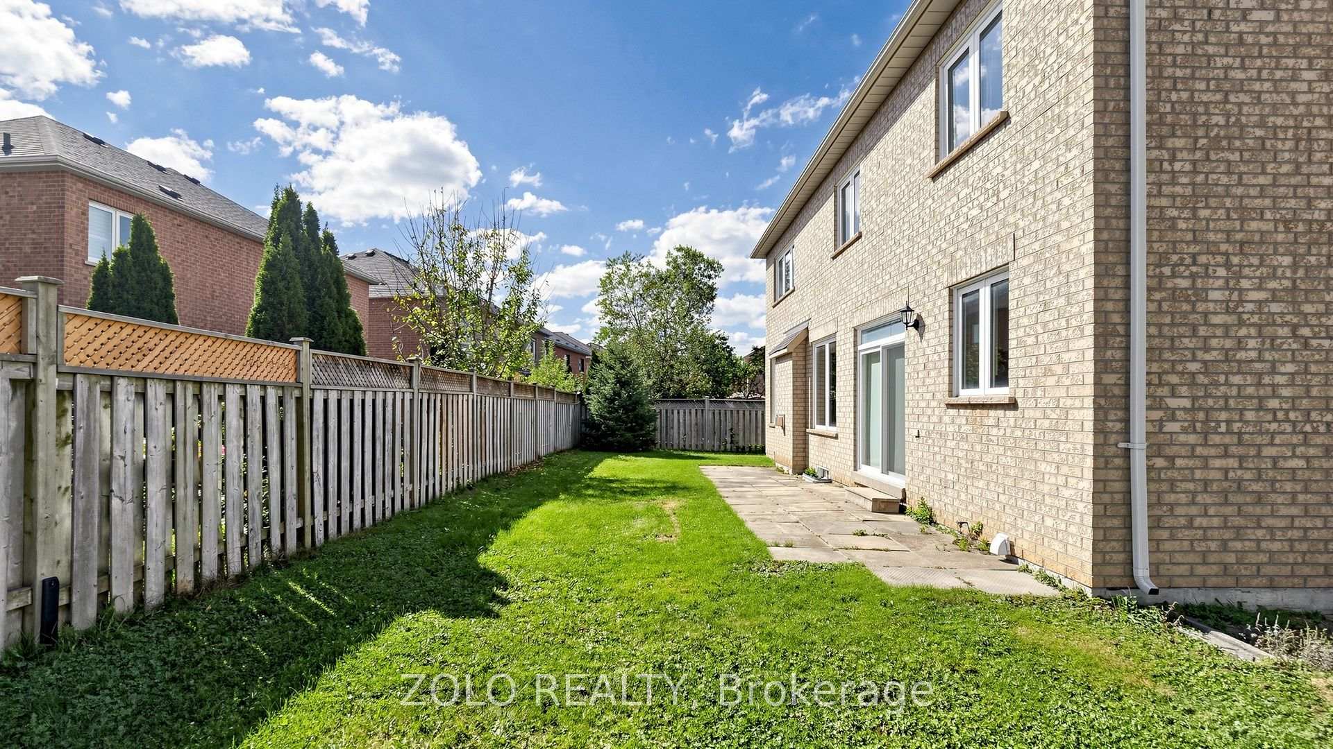 Photo 43 of 19 Waldron Crescent, Richmond Hill, Oak Ridges — HOMEH