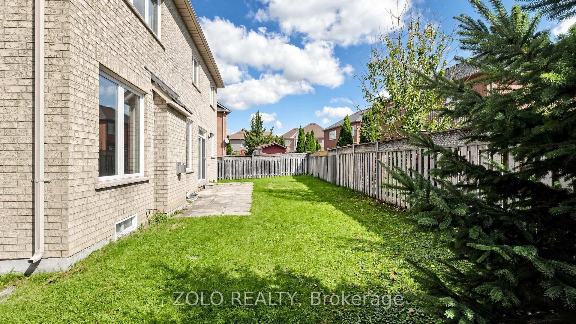 Photo 44 of 19 Waldron Crescent, Richmond Hill, Oak Ridges — HOMEH