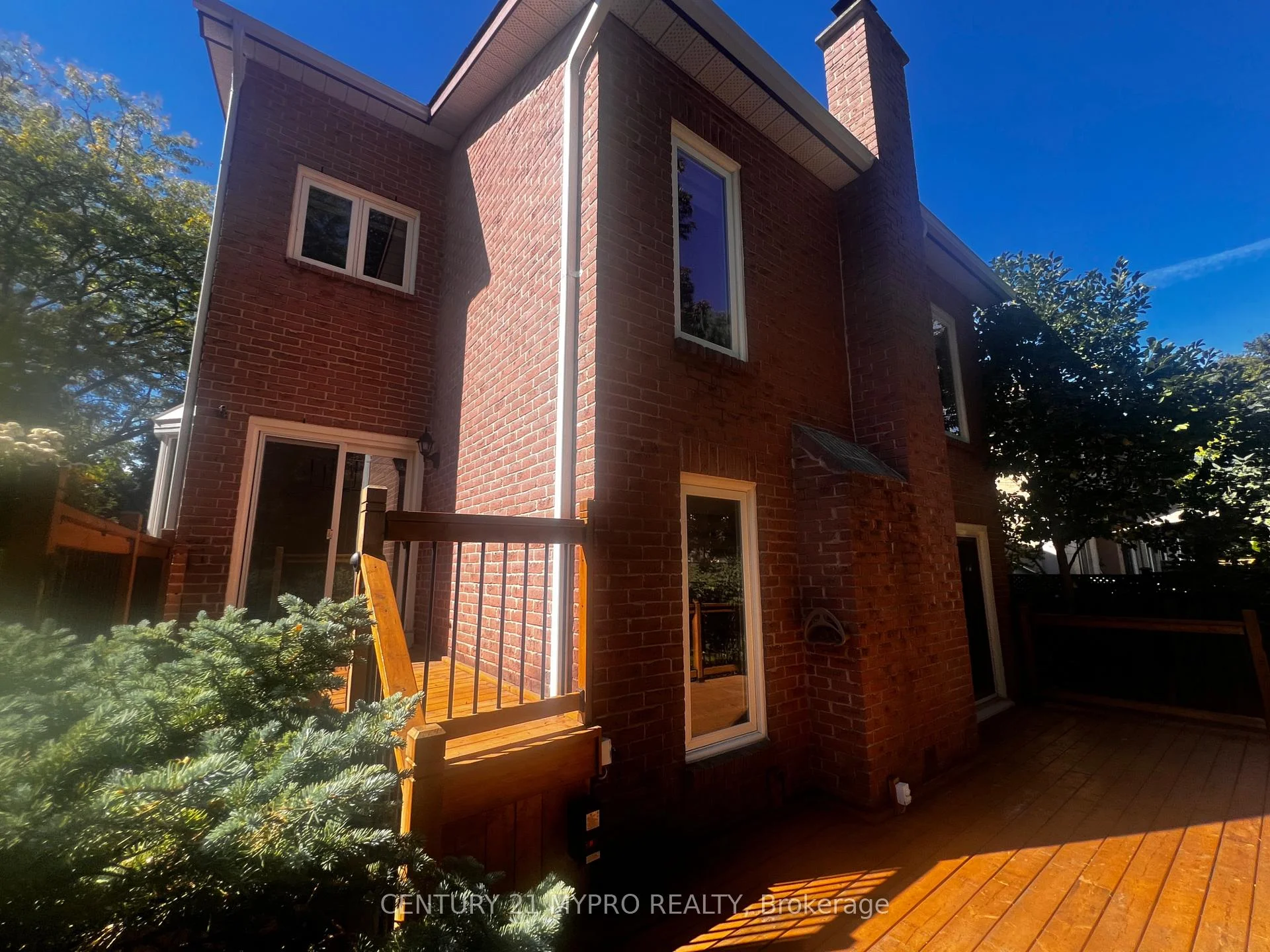 Photo 90 of 163 Romain Crescent, Oakville, College Park — HOMEH