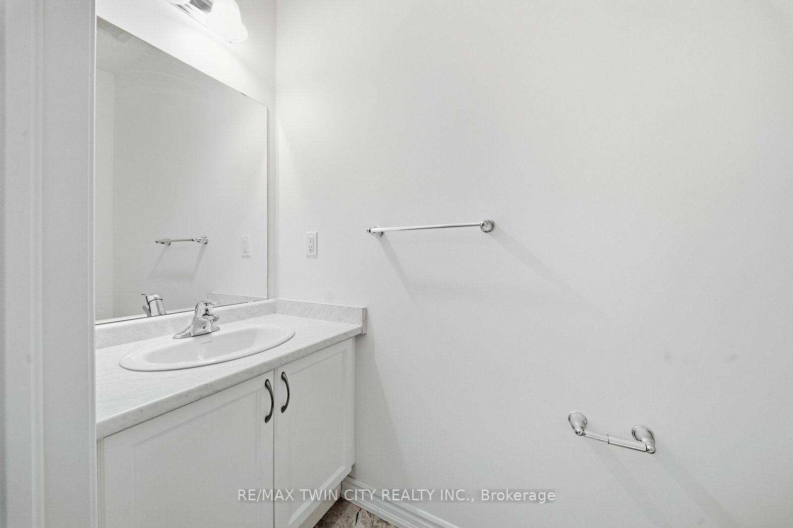 Photo 17 of 19 Tooker Drive, Brantford, Empire South — HOMEH