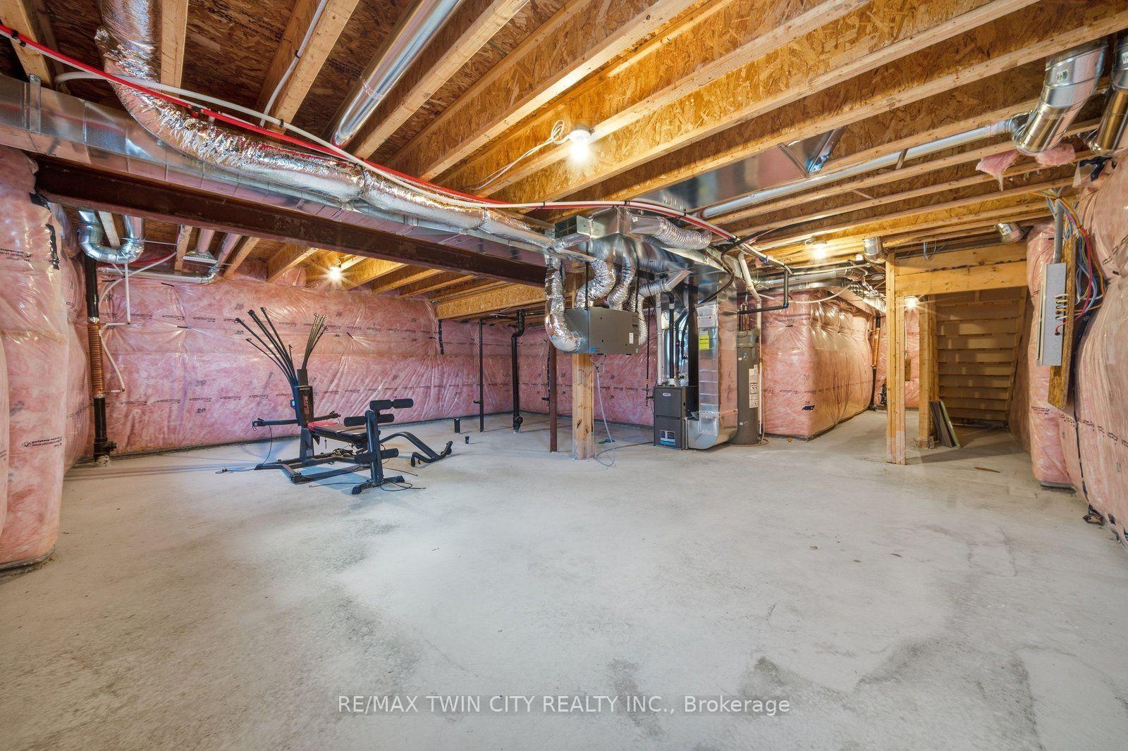 Photo 27 of 19 Tooker Drive, Brantford, Empire South — HOMEH