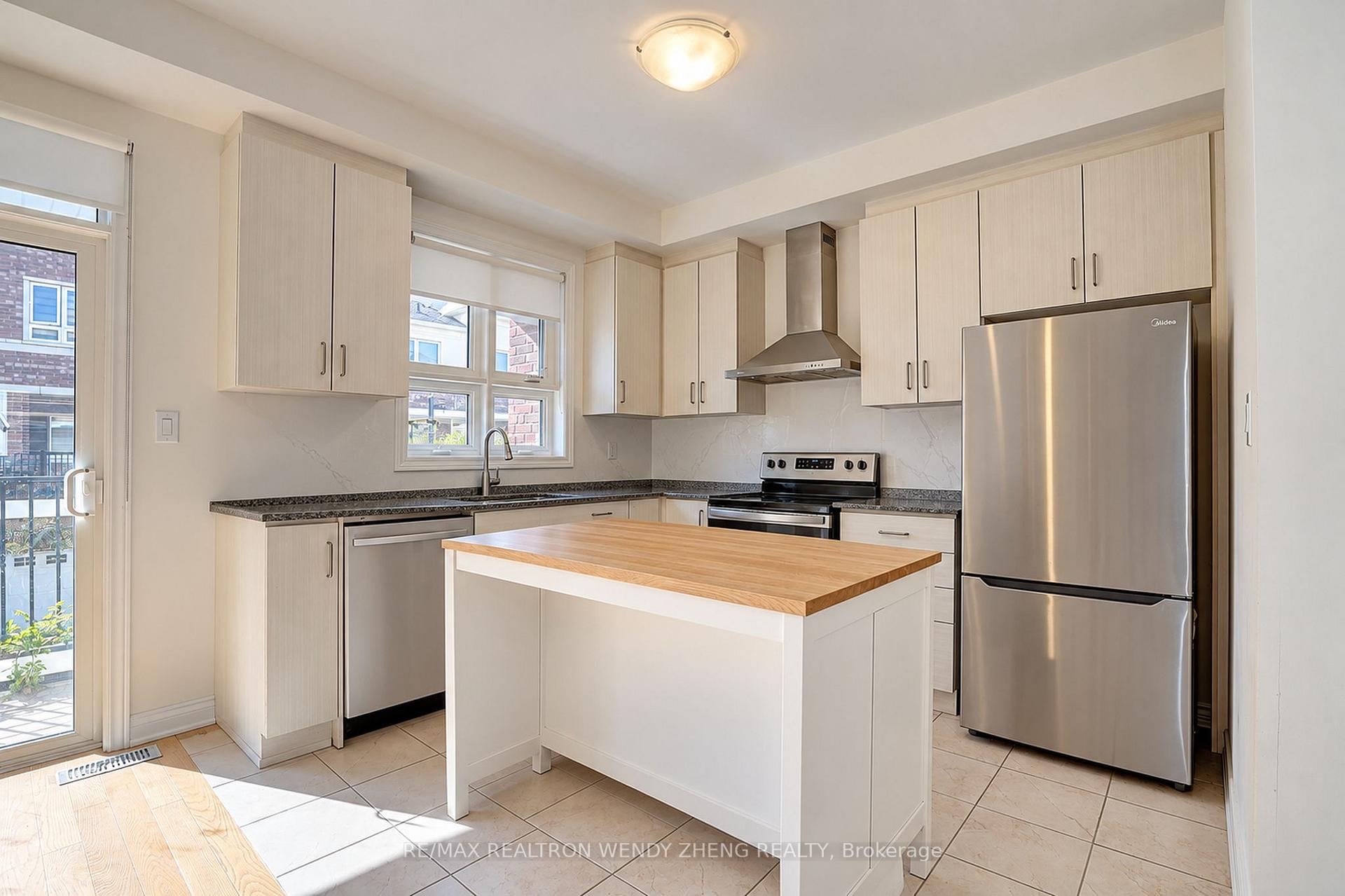 Photo 12 of 20 Massachusetts Lane, Markham, Wismer — HOMEH