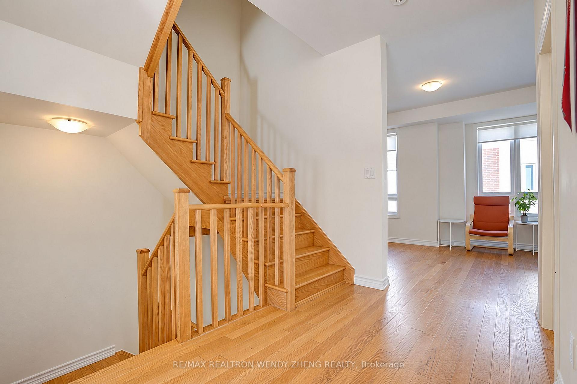 Photo 13 of 20 Massachusetts Lane, Markham, Wismer — HOMEH
