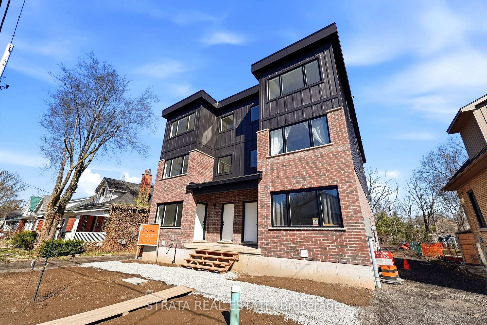 Photo 2 of 108 Briscoe Street E, London, South F — HOMEH