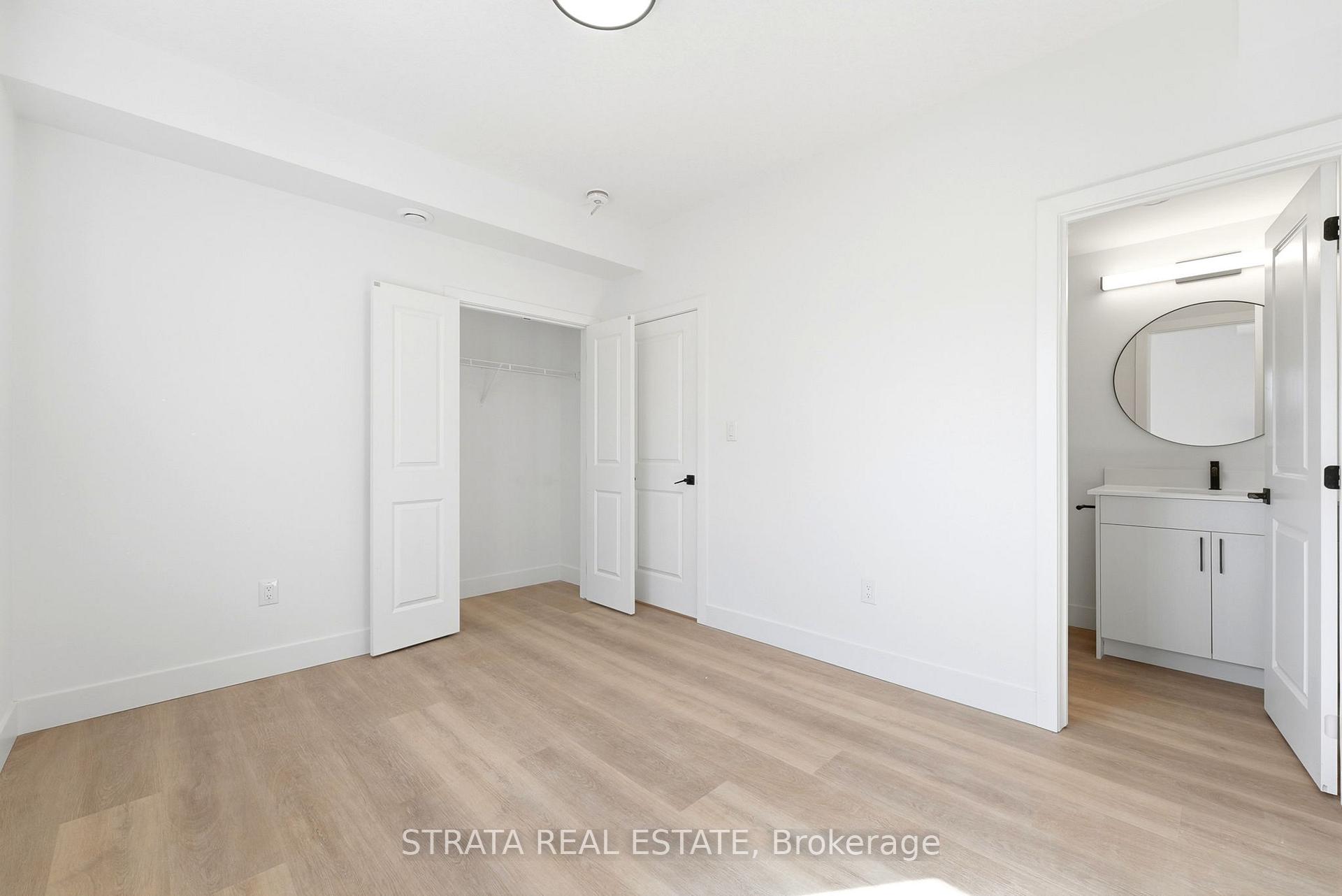 Photo 14 of 108 Briscoe Street E, London, South F — HOMEH