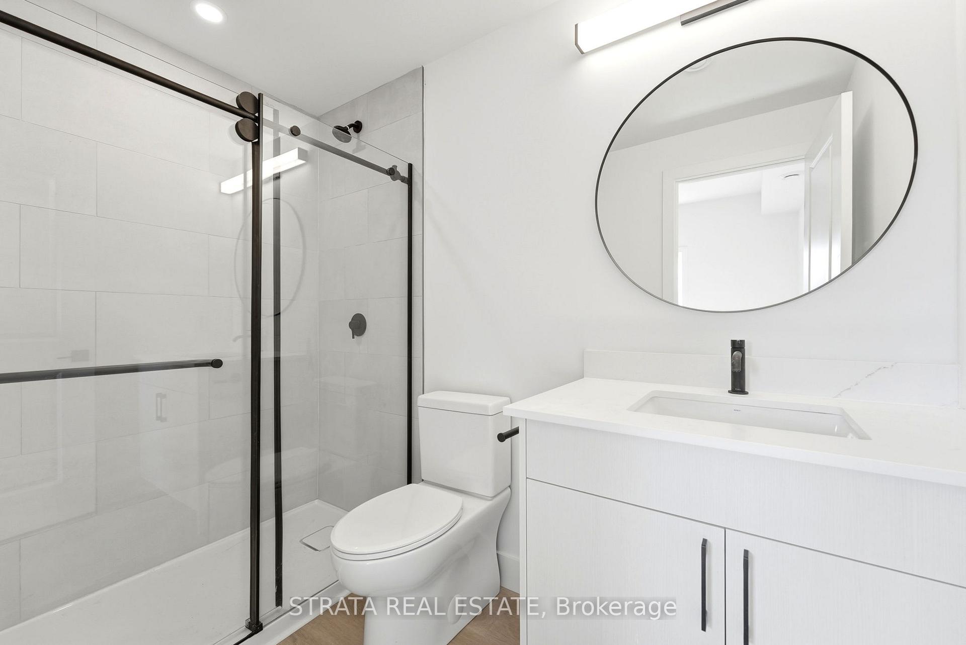 Photo 15 of 108 Briscoe Street E, London, South F — HOMEH