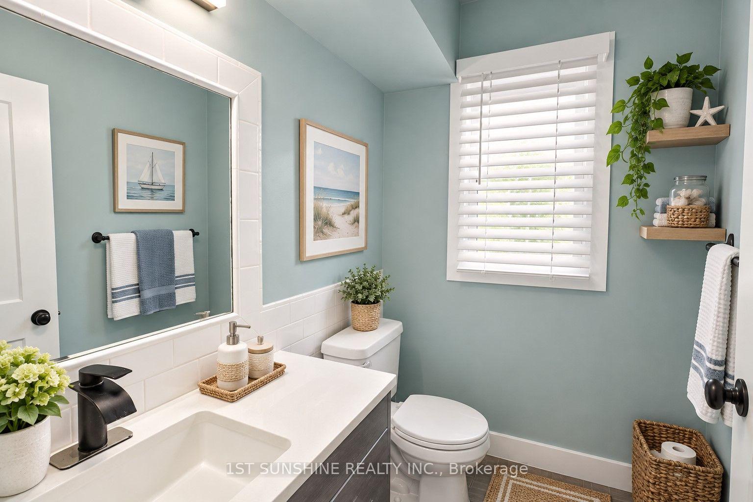 Photo 4 of 22 Parkside Drive, Hamilton, Westdale — HOMEH
