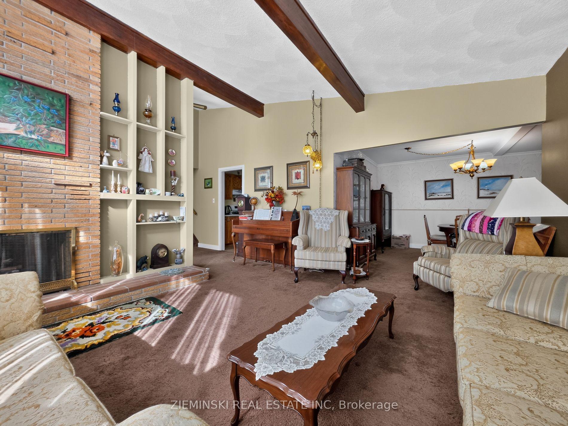 Photo 6 of 484 Eighth Avenue, Black River Matheson, Matheson — HOMEH