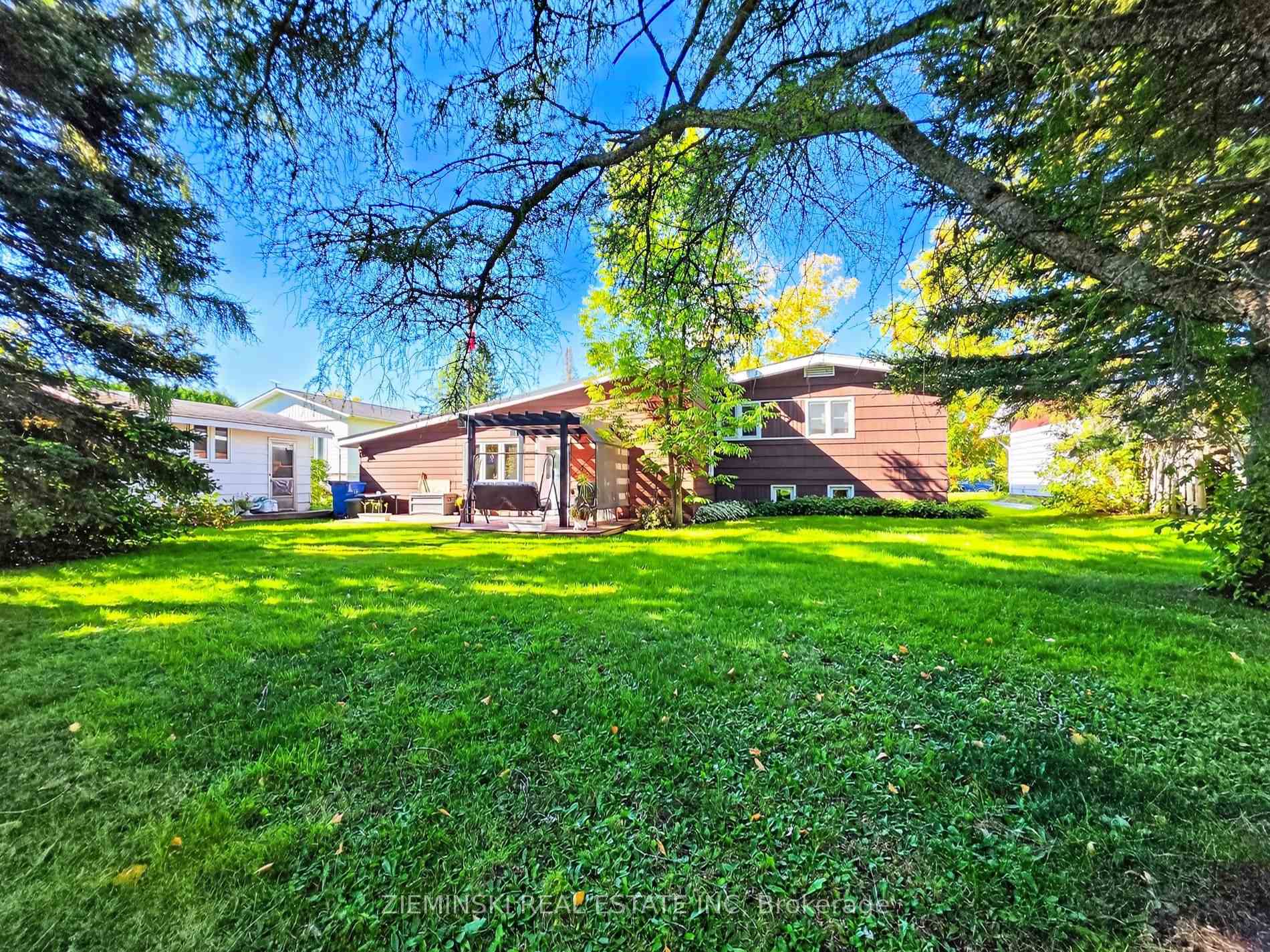 Photo 29 of 484 Eighth Avenue, Black River Matheson, Matheson — HOMEH