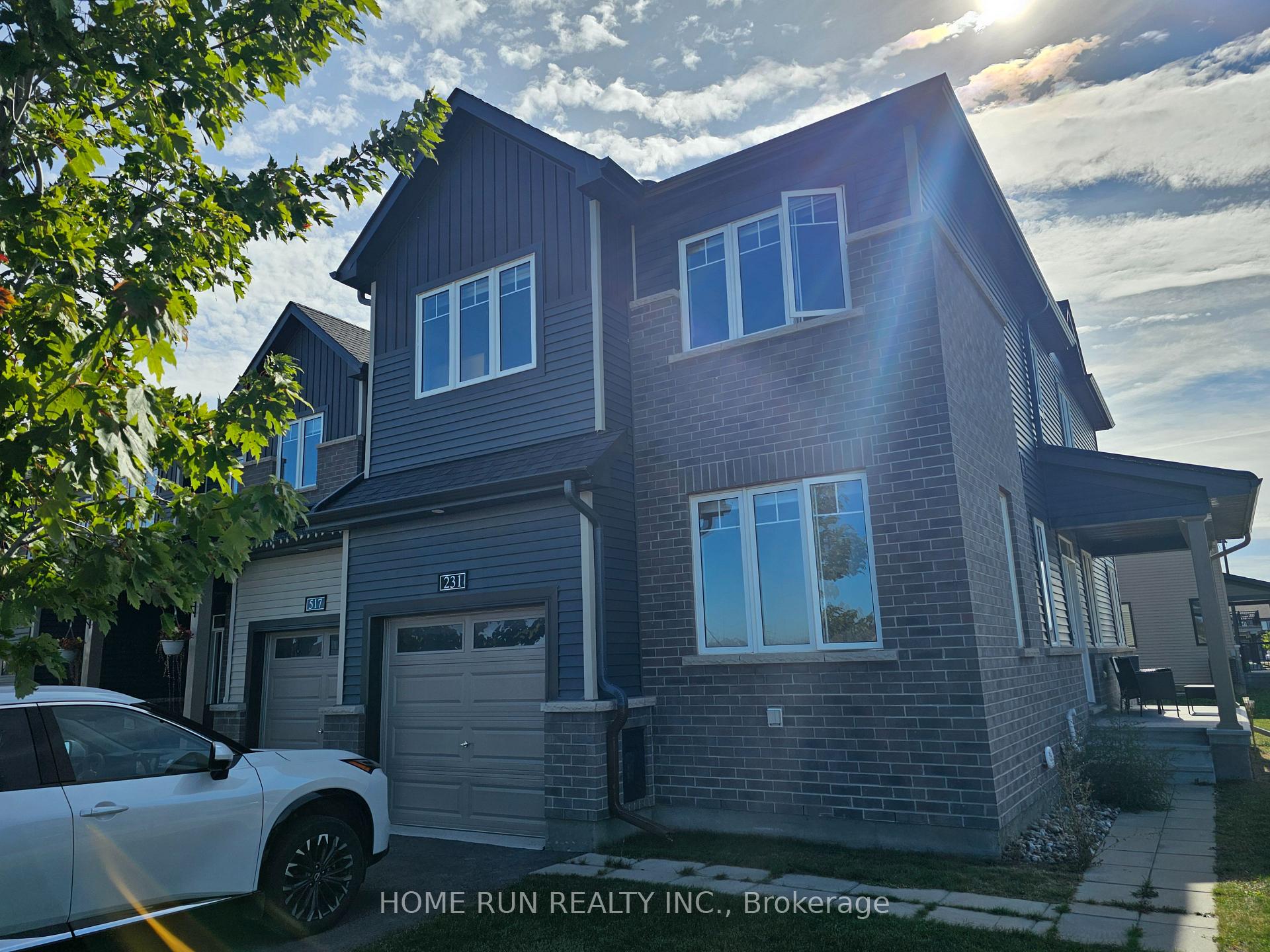 Photo 2 of 231 Tullaghan Heights, Ottawa, Barrhaven - Half Moon Bay — HOMEH