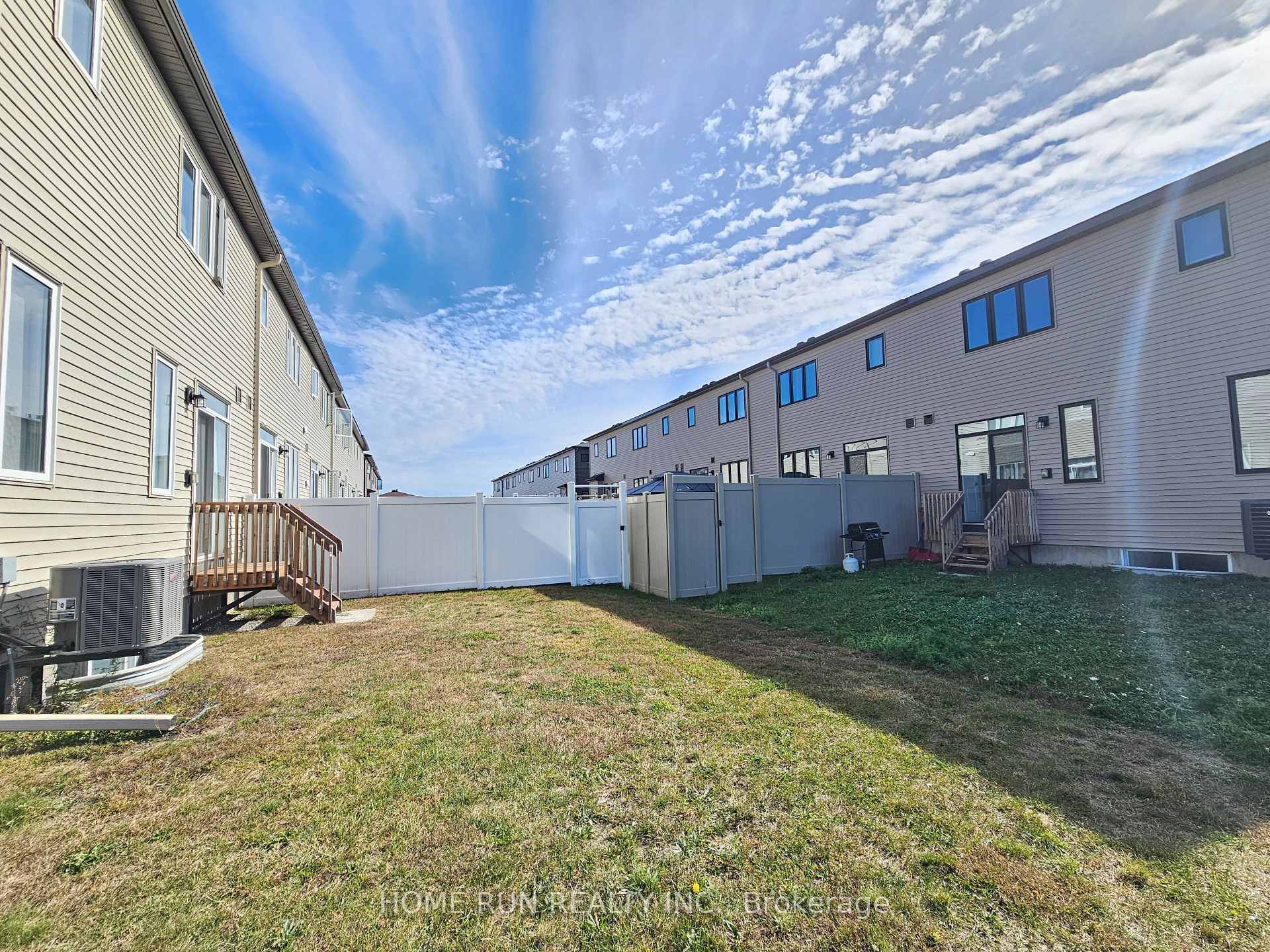 Photo 35 of 231 Tullaghan Heights, Ottawa, Barrhaven - Half Moon Bay — HOMEH