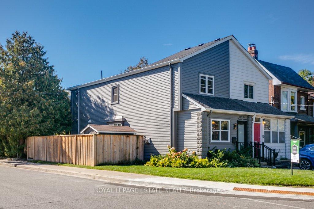 Photo 2 of 55 Winston Avenue, Scarborough, Birchcliffe-Cliffside — HOMEH