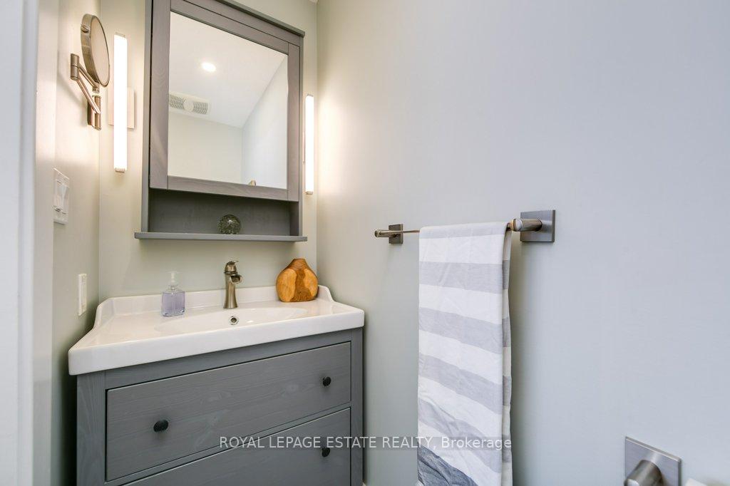 Photo 20 of 55 Winston Avenue, Scarborough, Birchcliffe-Cliffside — HOMEH