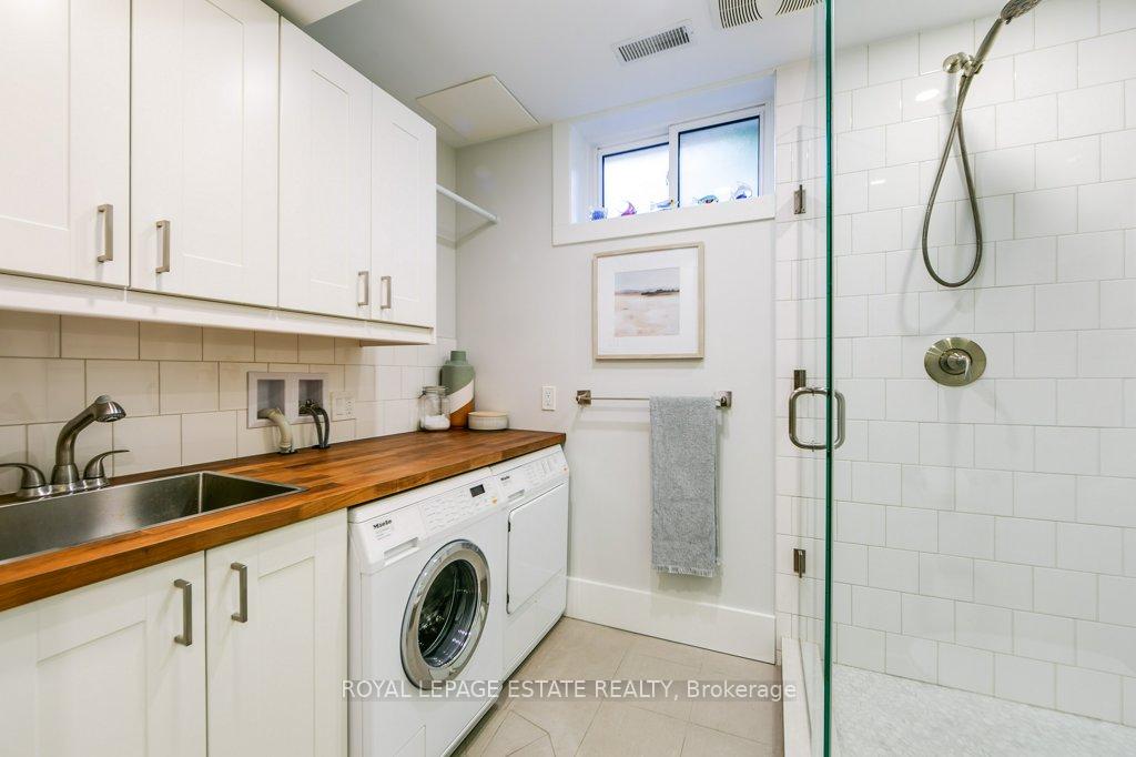 Photo 34 of 55 Winston Avenue, Scarborough, Birchcliffe-Cliffside — HOMEH