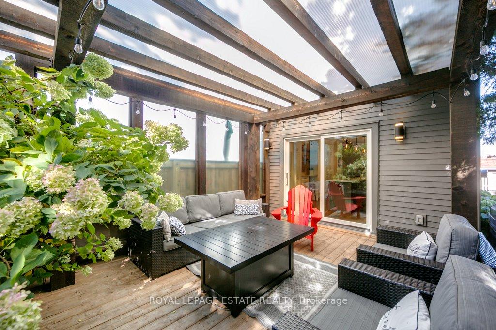 Photo 38 of 55 Winston Avenue, Scarborough, Birchcliffe-Cliffside — HOMEH