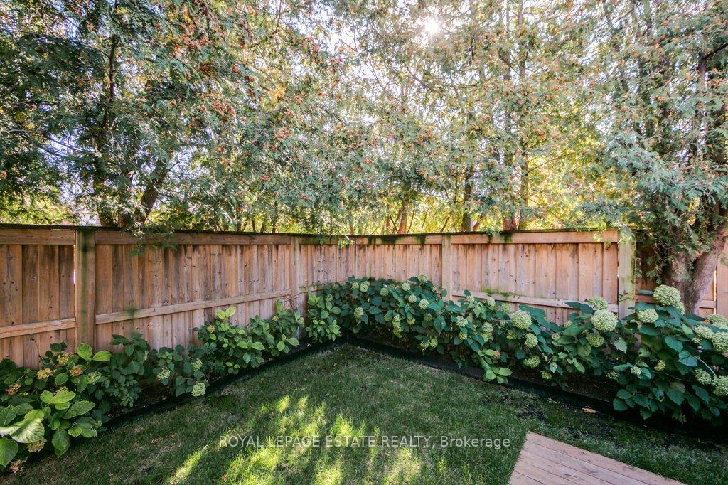 Photo 39 of 55 Winston Avenue, Scarborough, Birchcliffe-Cliffside — HOMEH