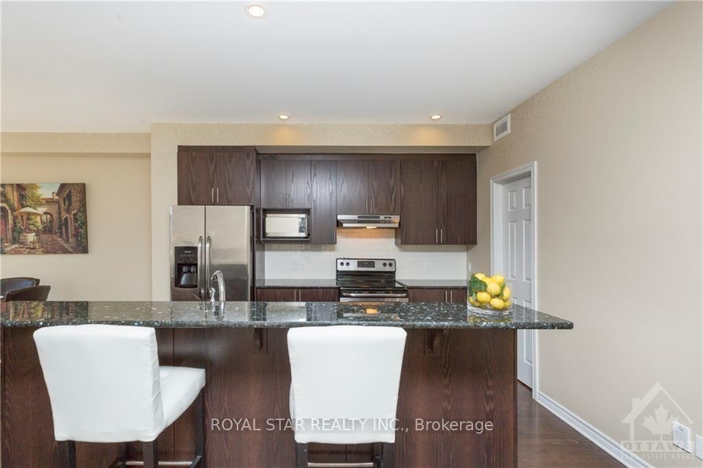 Photo 4 of 969 Bunchberry Way S, Ottawa, Blossom Park/Kemp Park/Findlay Creek — HOMEH