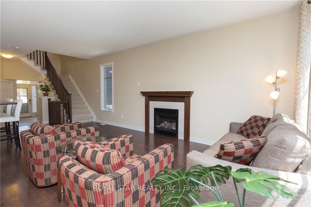 Photo 9 of 969 Bunchberry Way S, Ottawa, Blossom Park/Kemp Park/Findlay Creek — HOMEH