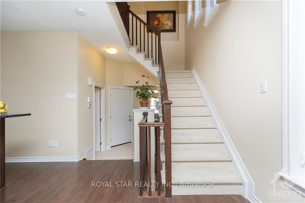 Photo 13 of 969 Bunchberry Way S, Ottawa, Blossom Park/Kemp Park/Findlay Creek — HOMEH