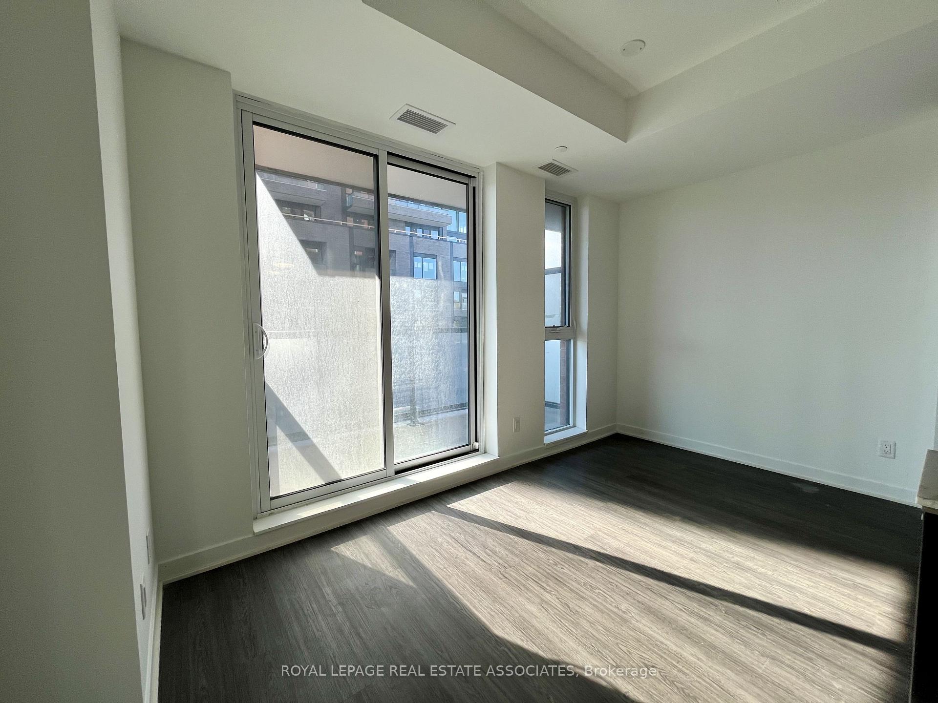 Photo 2 of Unit 409, 185 Alberta Avenue, Toronto, Oakwood Village — HOMEH