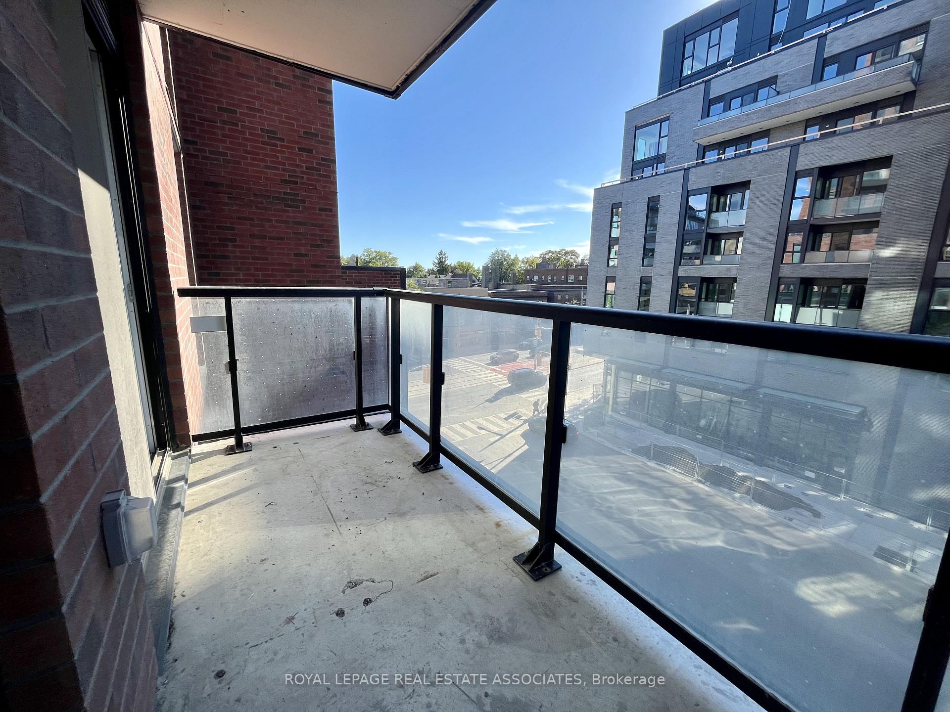 Photo 3 of Unit 409, 185 Alberta Avenue, Toronto, Oakwood Village — HOMEH