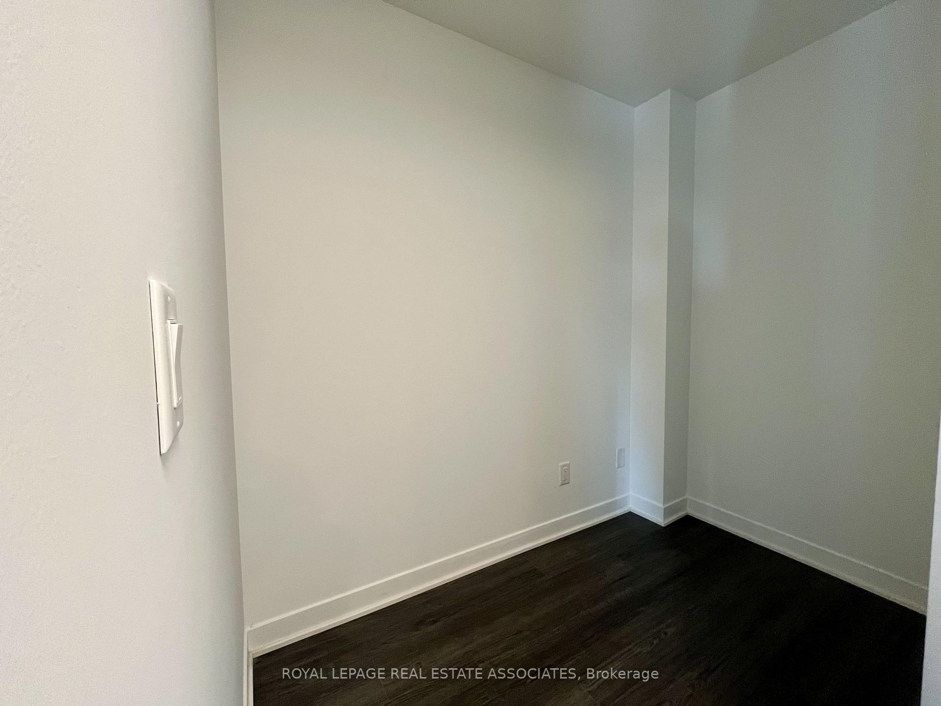 Photo 9 of Unit 409, 185 Alberta Avenue, Toronto, Oakwood Village — HOMEH