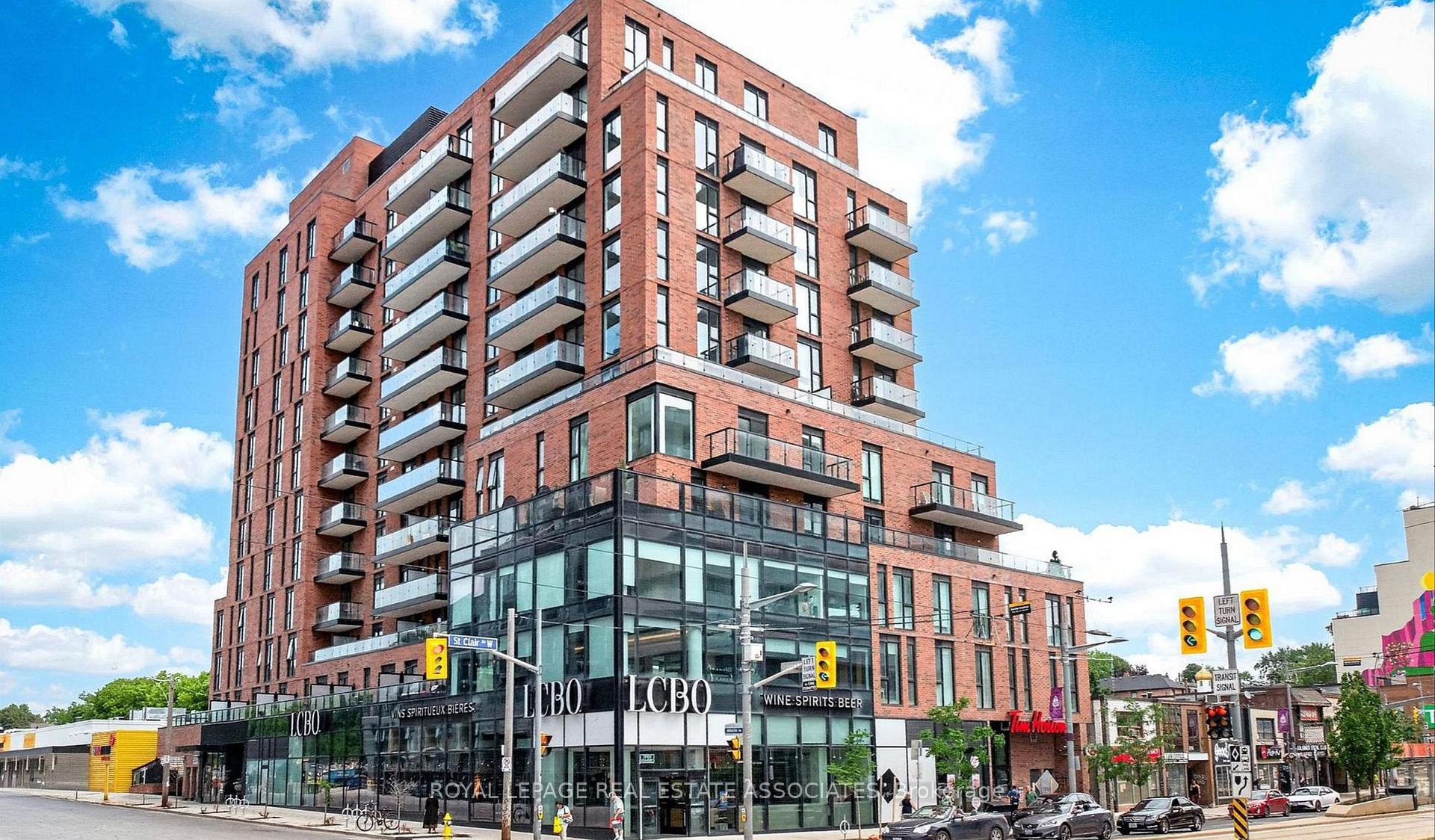 Photo 11 of Unit 409, 185 Alberta Avenue, Toronto, Oakwood Village — HOMEH