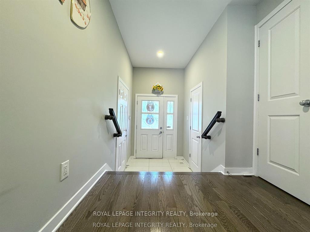 Photo 5 of 111 Sweetwater Lane, Ottawa, Kanata - Kanata Lakes/Heritage Hills — HOMEH