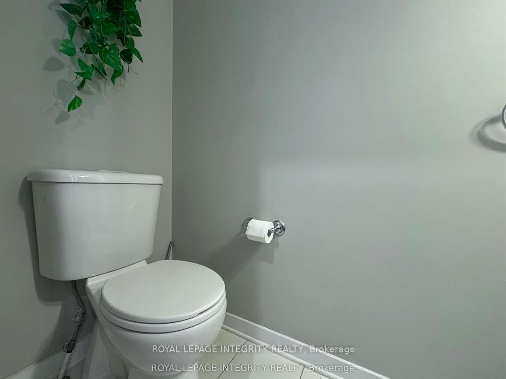 Photo 7 of 111 Sweetwater Lane, Ottawa, Kanata - Kanata Lakes/Heritage Hills — HOMEH