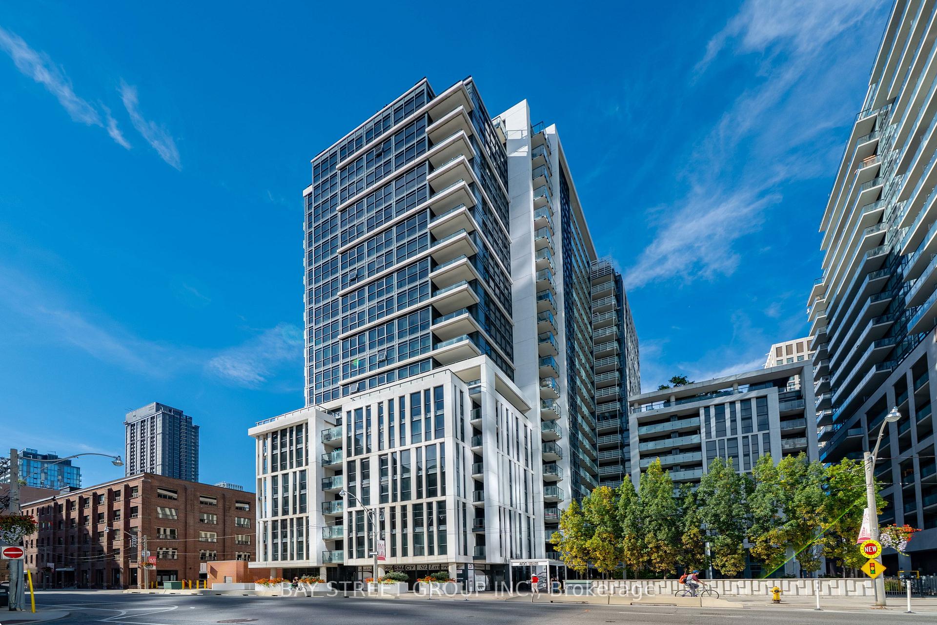 Photo 2 of Unit 322, 400 Adelaide Street E, Toronto, Moss Park — HOMEH