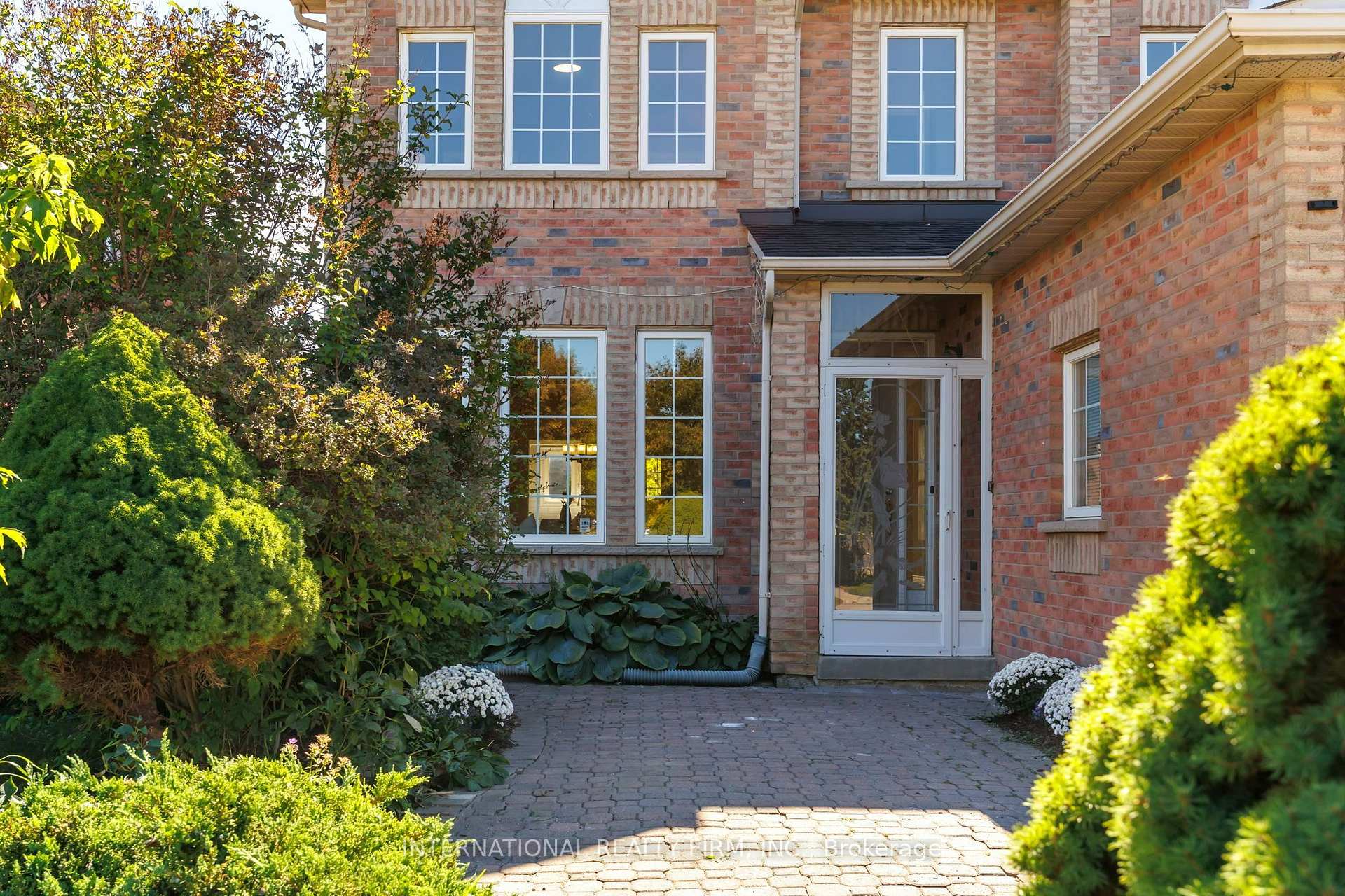 Photo 3 of 95 Gillingham Avenue, Markham, Milliken Mills East — HOMEH
