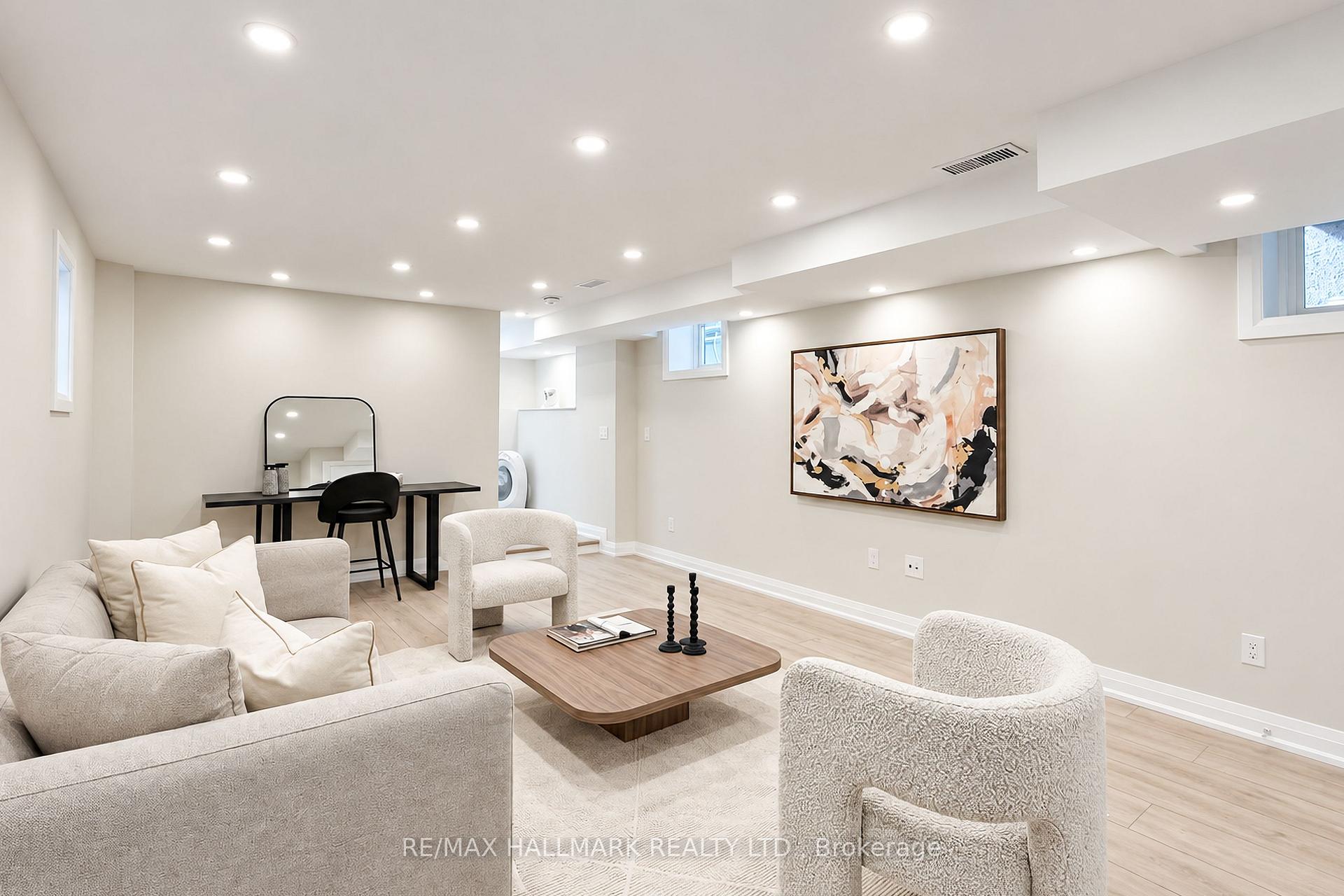 Photo 44 of 47 Harcourt Avenue, Toronto, Blake-Jones — HOMEH