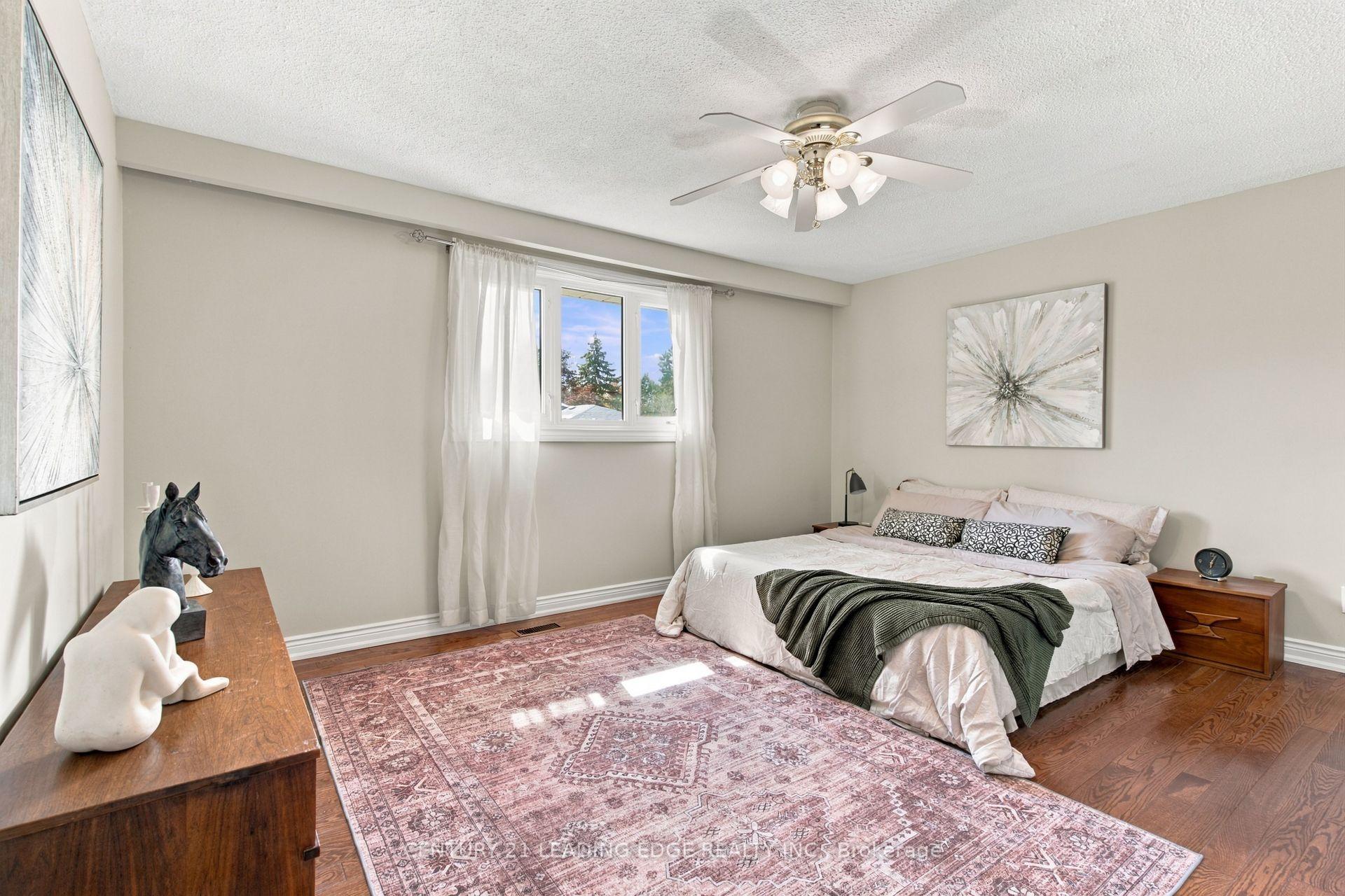 Photo 22 of 90 Pringle Avenue, Markham, Markham Village — HOMEH