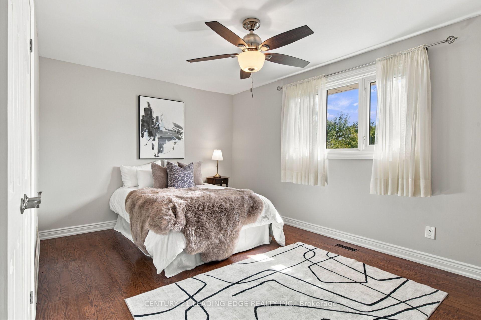 Photo 25 of 90 Pringle Avenue, Markham, Markham Village — HOMEH