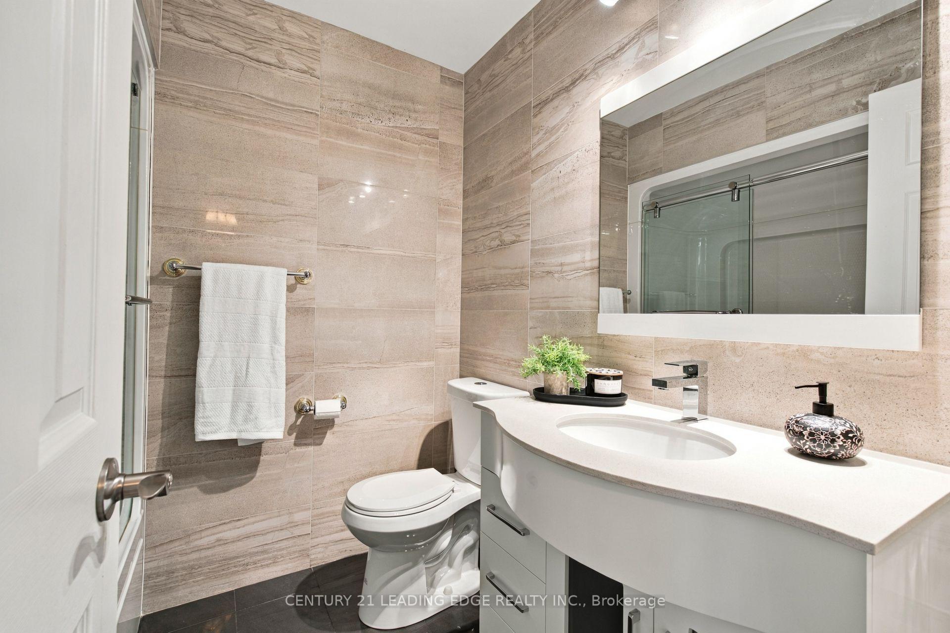 Photo 27 of 90 Pringle Avenue, Markham, Markham Village — HOMEH