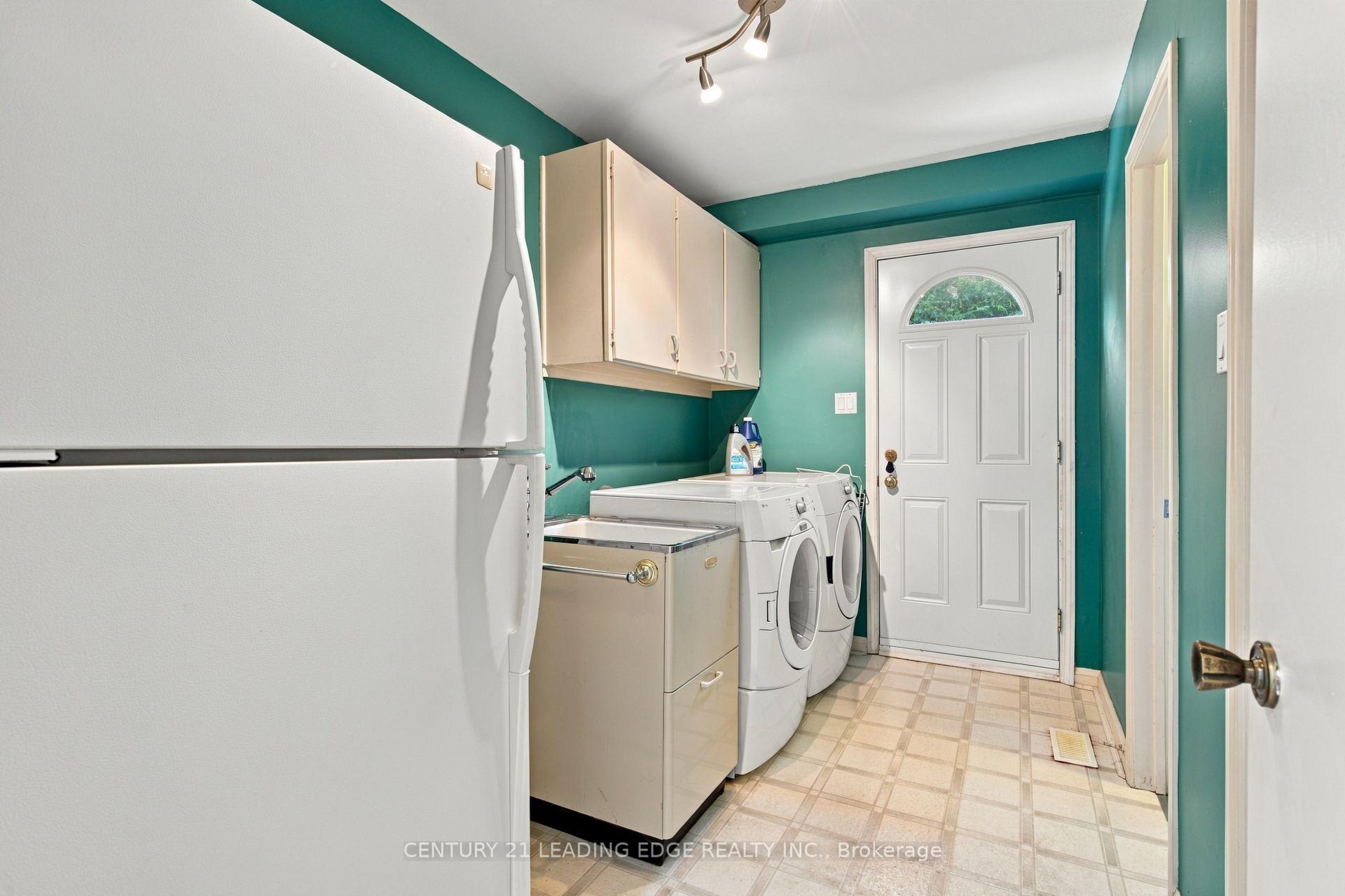 Photo 28 of 90 Pringle Avenue, Markham, Markham Village — HOMEH