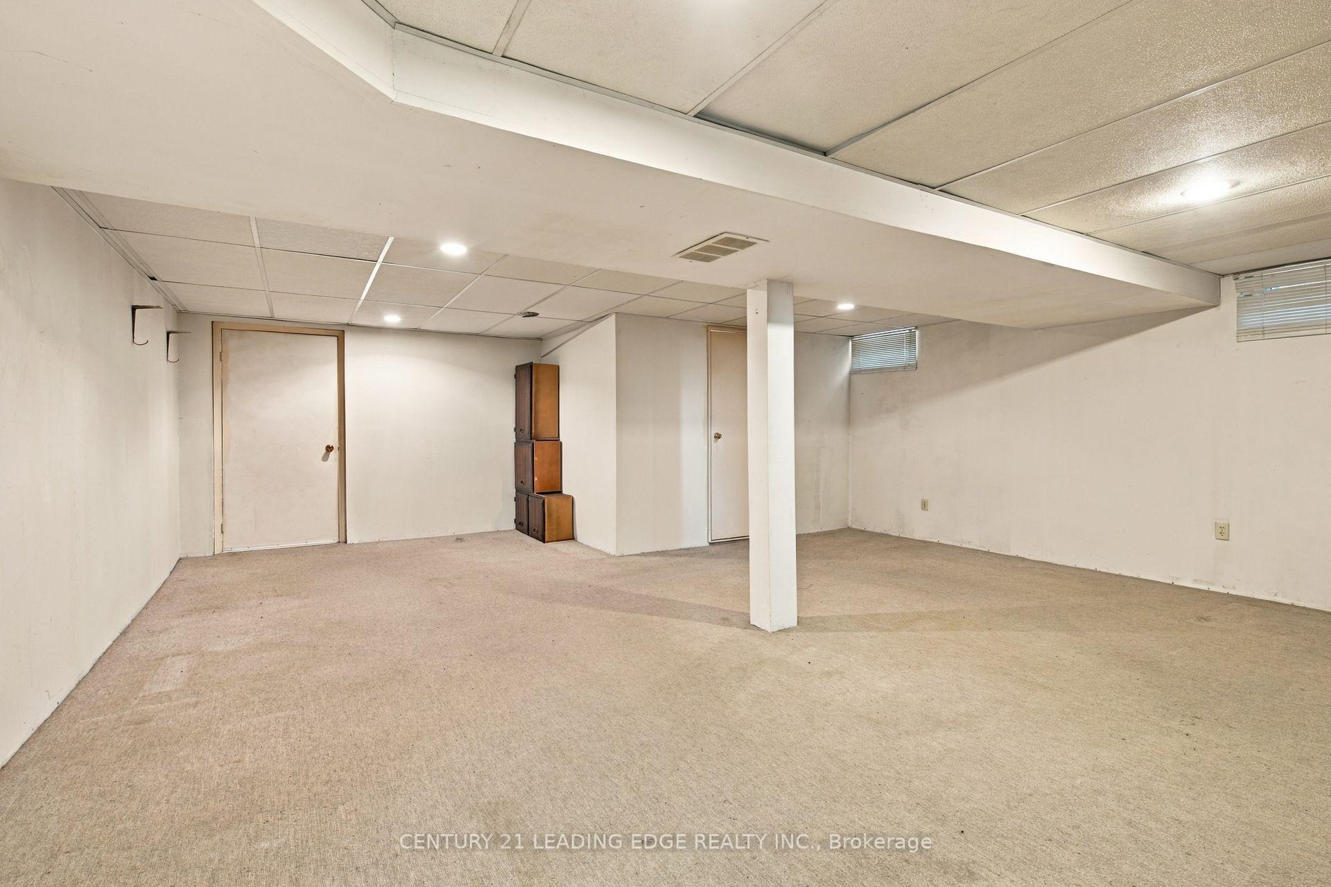 Photo 29 of 90 Pringle Avenue, Markham, Markham Village — HOMEH