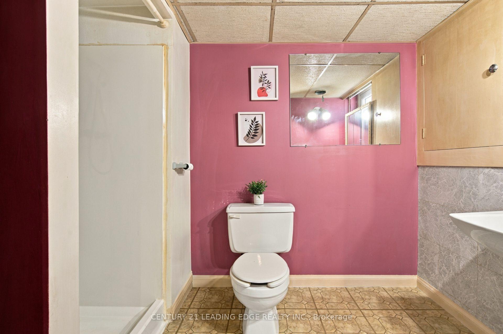 Photo 31 of 90 Pringle Avenue, Markham, Markham Village — HOMEH