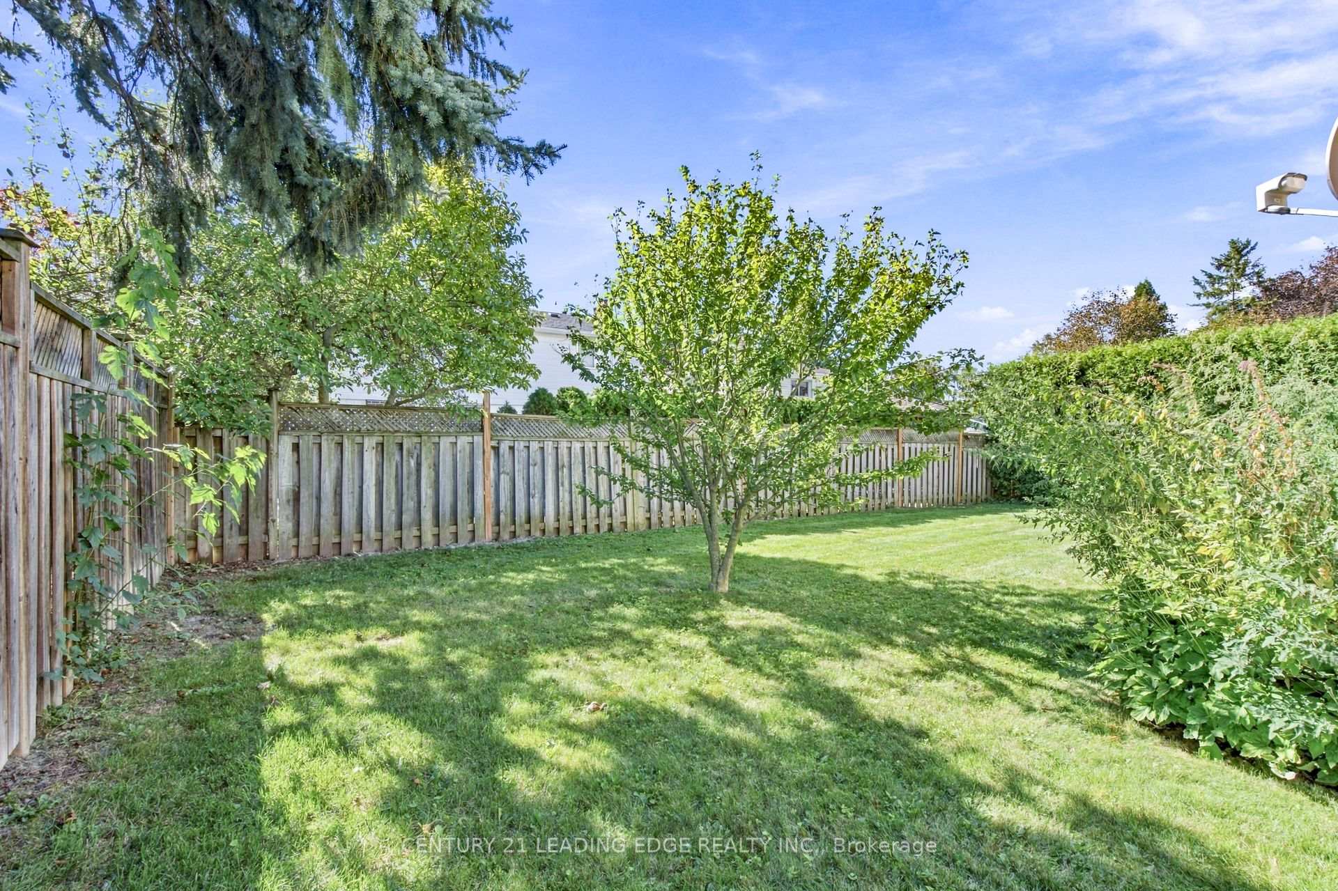 Photo 33 of 90 Pringle Avenue, Markham, Markham Village — HOMEH