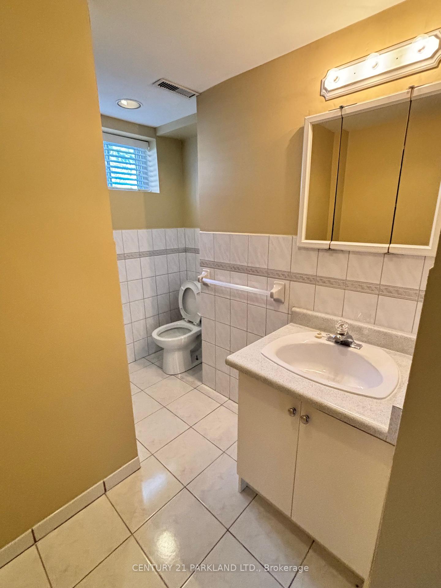 Photo 17 of 14 Orlando Boulevard, Scarborough, Wexford-Maryvale — HOMEH