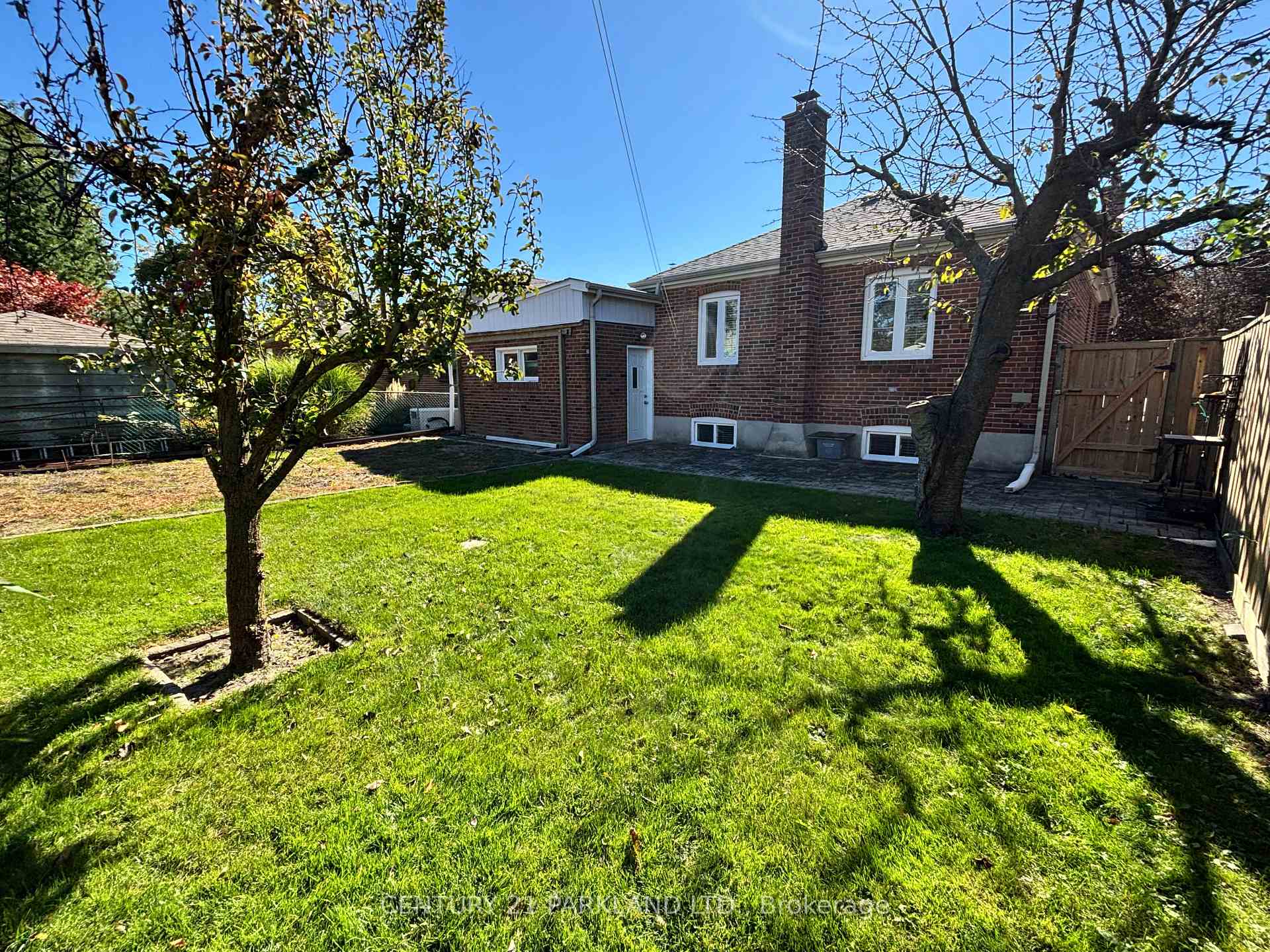 Photo 20 of 14 Orlando Boulevard, Scarborough, Wexford-Maryvale — HOMEH
