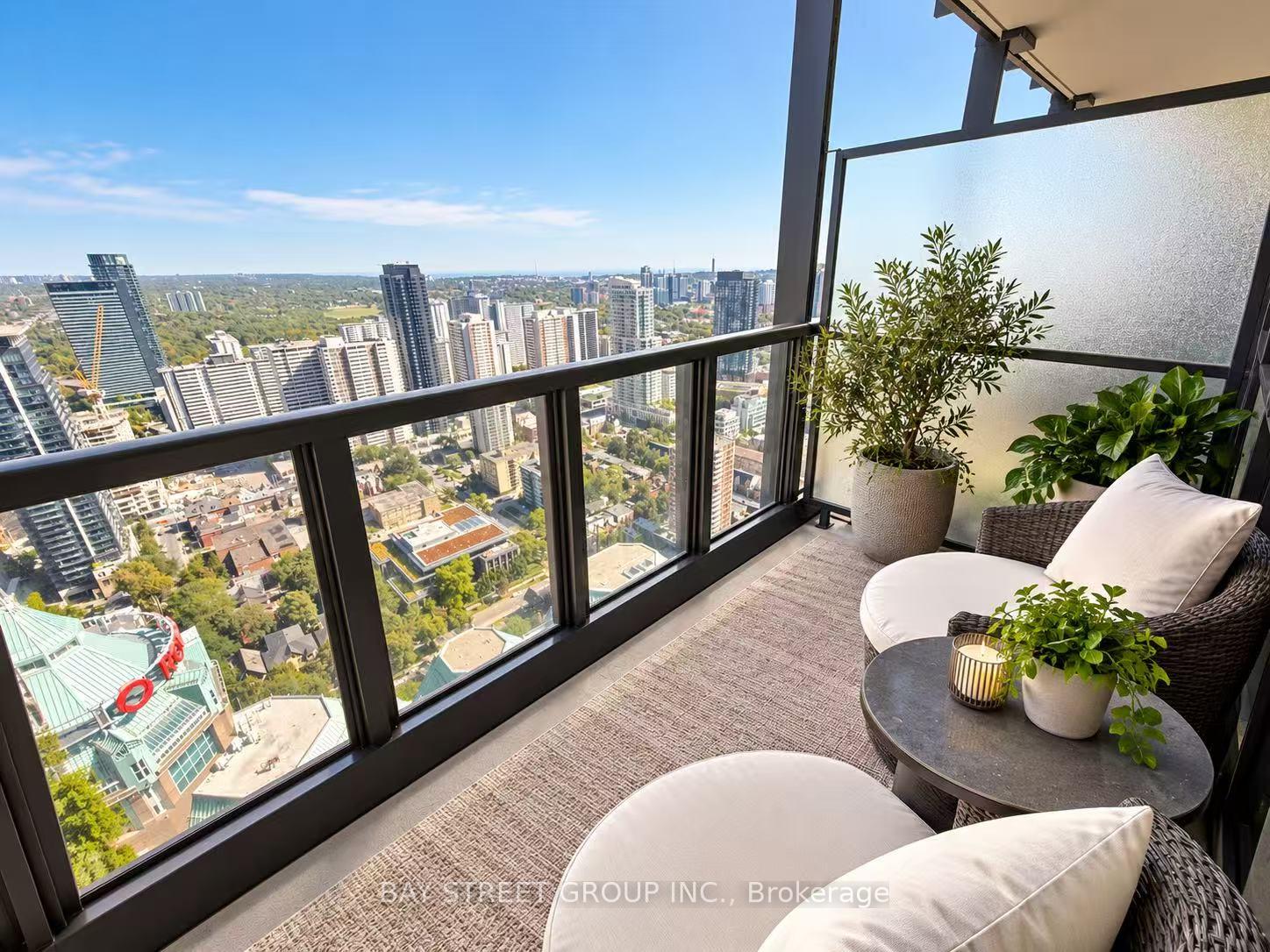 Photo 36 of Unit 4210, 101 Charles Street E, Toronto, Church-Yonge Corridor — HOMEH
