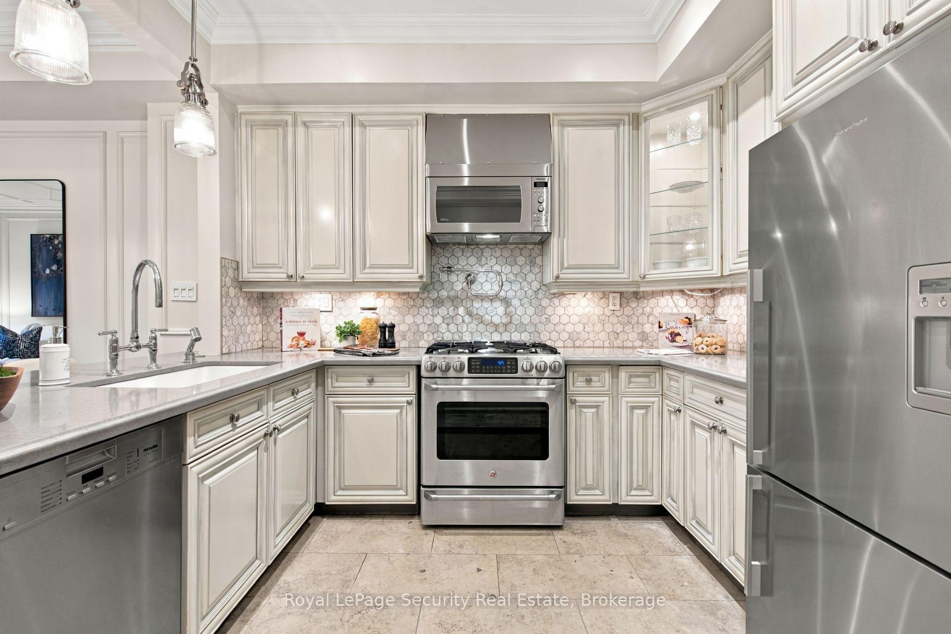 Photo 76 of Unit 16, 645 Davenport Road, Toronto, Casa Loma — HOMEH