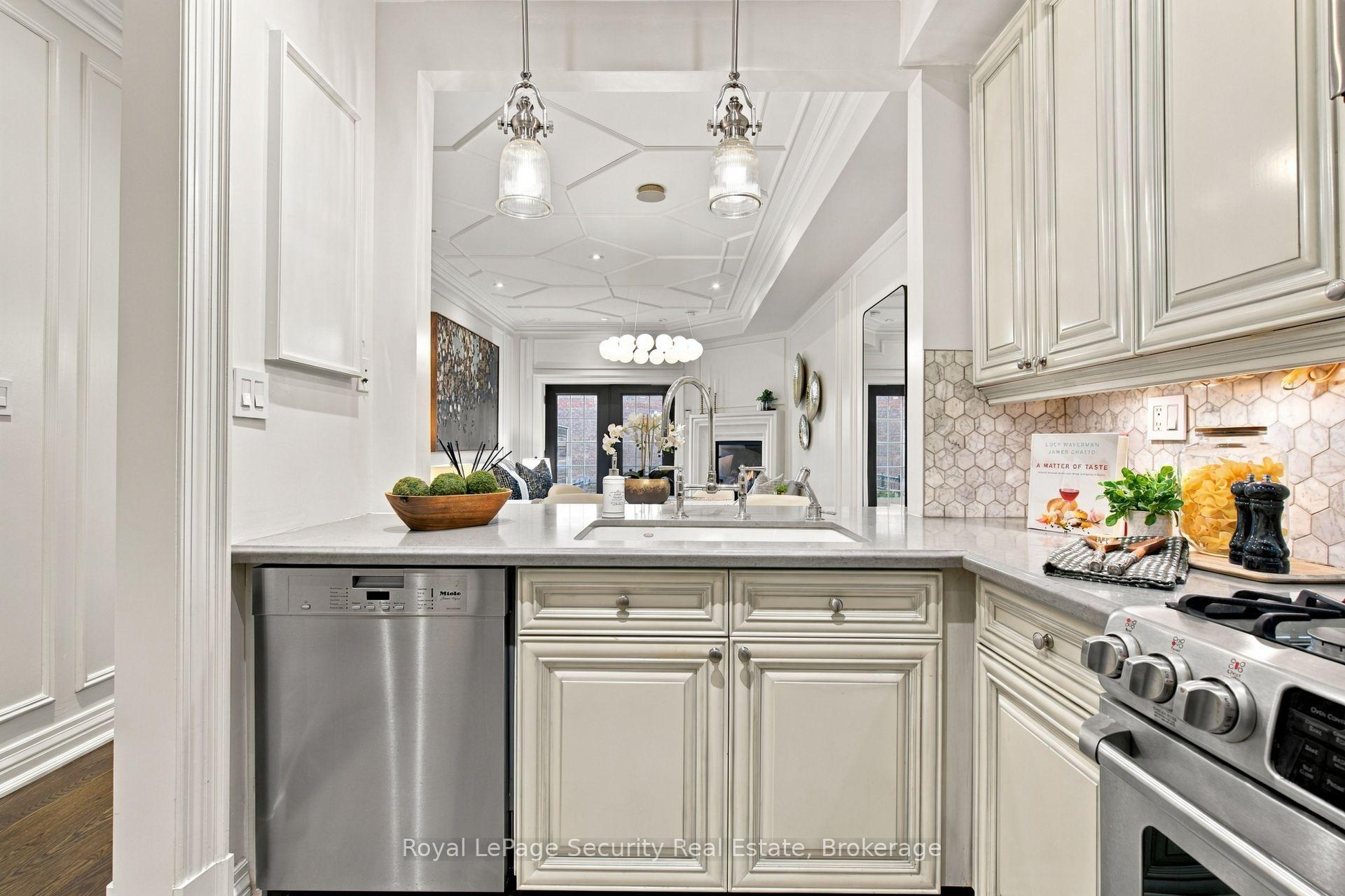 Photo 80 of Unit 16, 645 Davenport Road, Toronto, Casa Loma — HOMEH