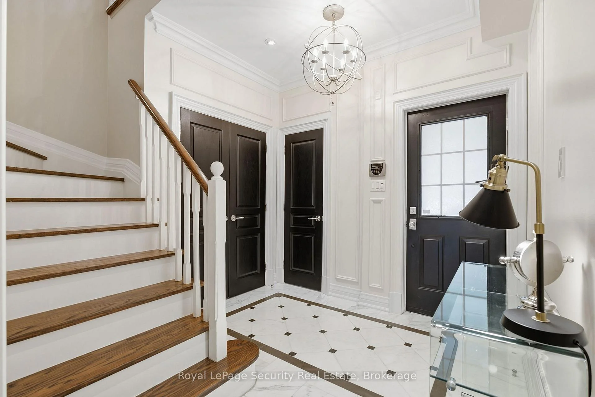 Photo 11 of Unit 16, 645 Davenport Road, Toronto, Casa Loma — HOMEH