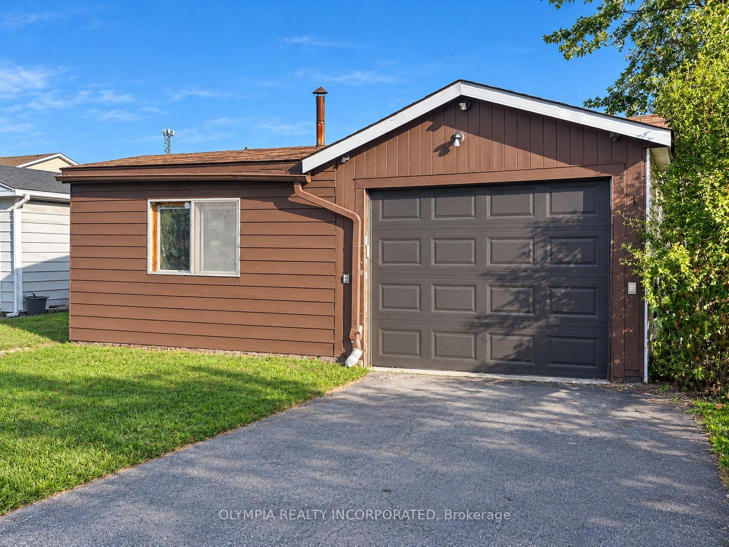 Photo 3 of 376 Corvette Street, Welland, Lincoln/Crowland — HOMEH