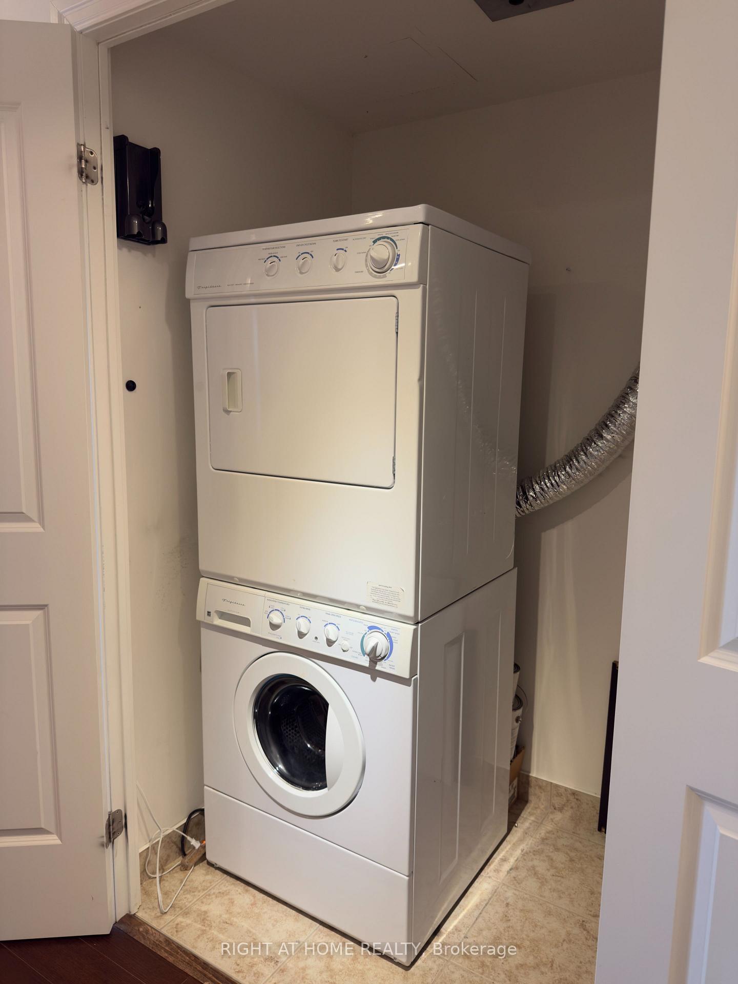 Photo 9 of Unit 310, 131 Upper Duke Crescent, Markham, Unionville — HOMEH